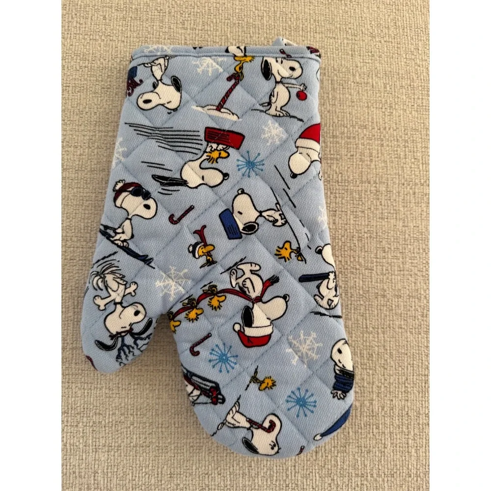 NWOT Vera Bradley & Peanuts Oven Mitt SKI JUMP SNOOPY Pot Holder Blue Snoopy